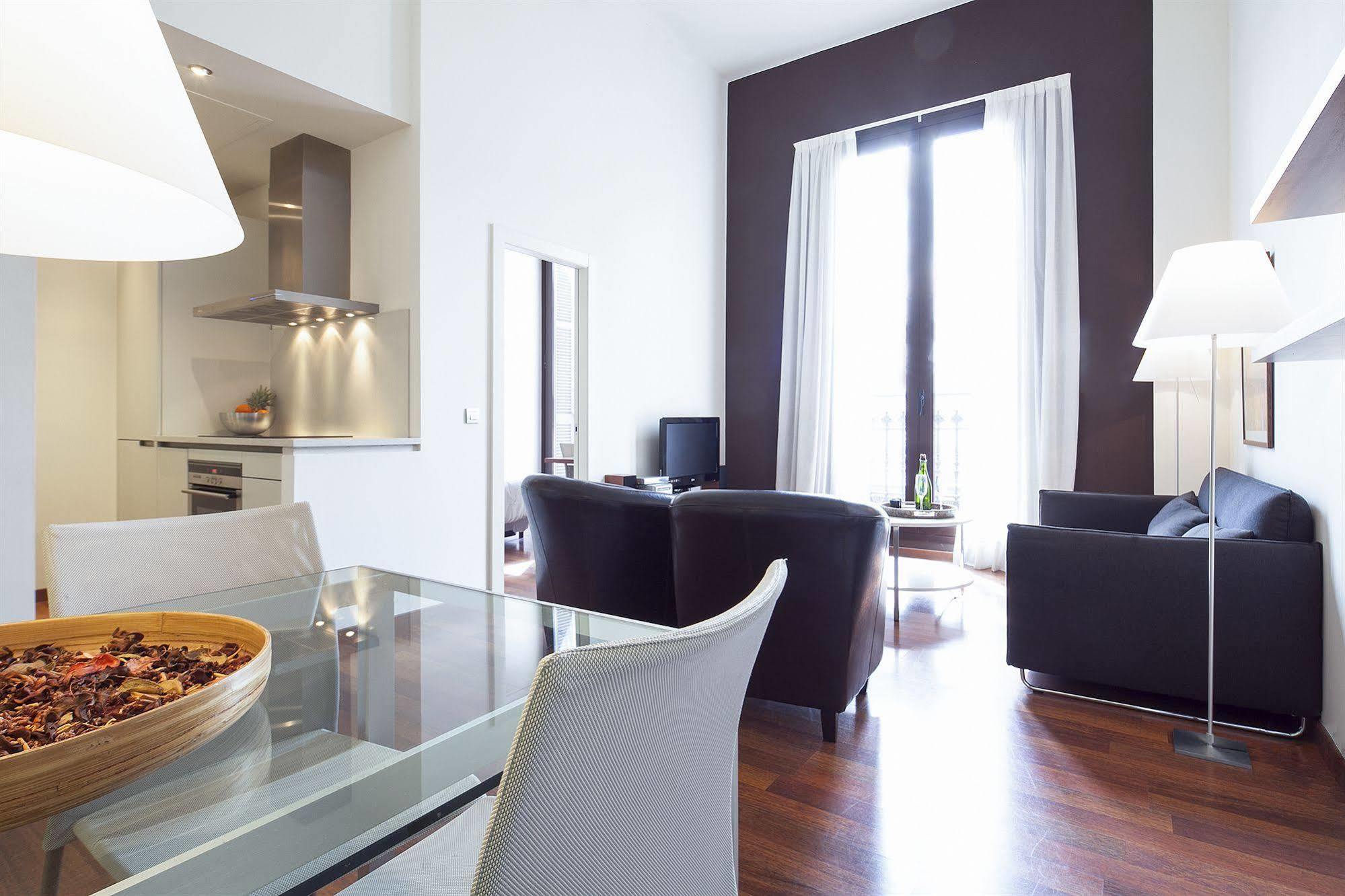 Inside Barcelona Apartments Mercat Luaran gambar